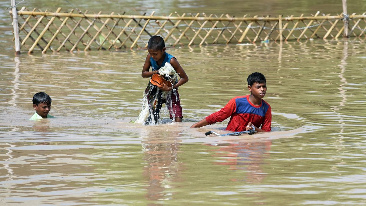 Delhi Flood Alert: All Schools In Low-Lying Areas Closed, Water ...